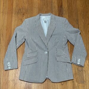 Bloomingdale’s Women's Striped Blazer in Heather Grey and White Stripes